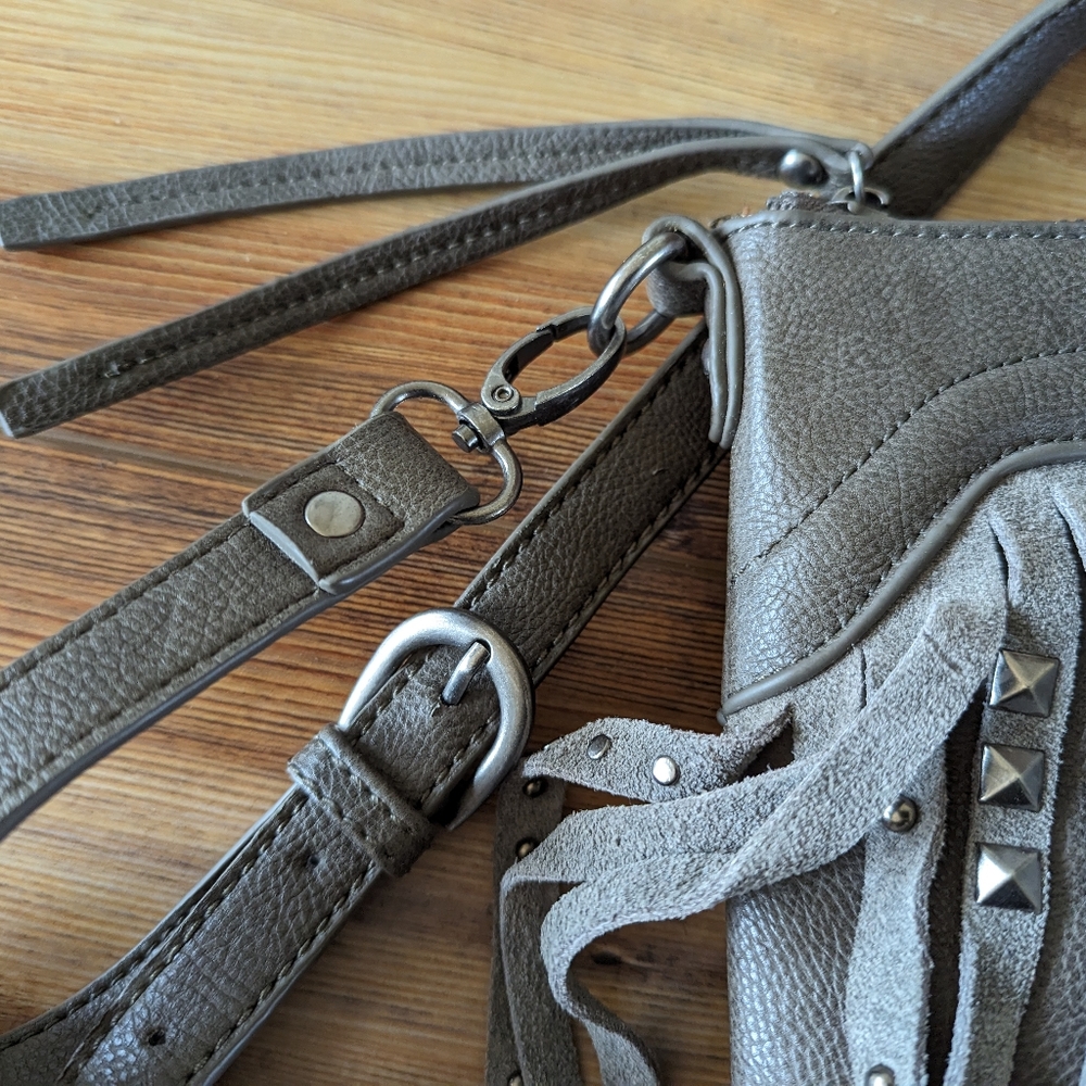 Sharif Gray Western Fringe Studded Over Shoulder Crossbody Bag Western Purse - Picture 8 of 10